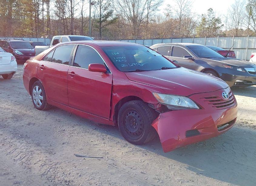 2007 Toyota Camry LE (VIN 4T1BE46K17U129583) main photo