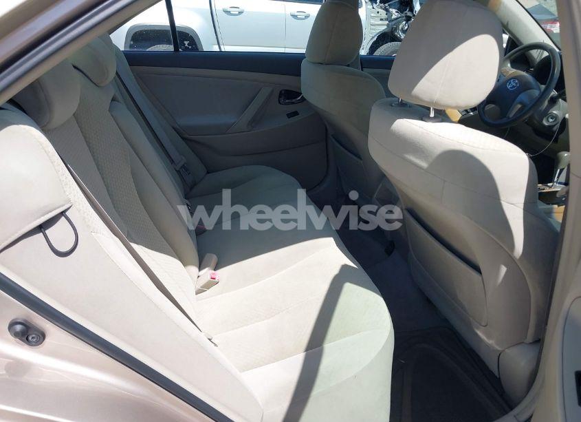 Photo 8 of 2007 Toyota Camry LE (VIN 4T1BE46K17U135058)