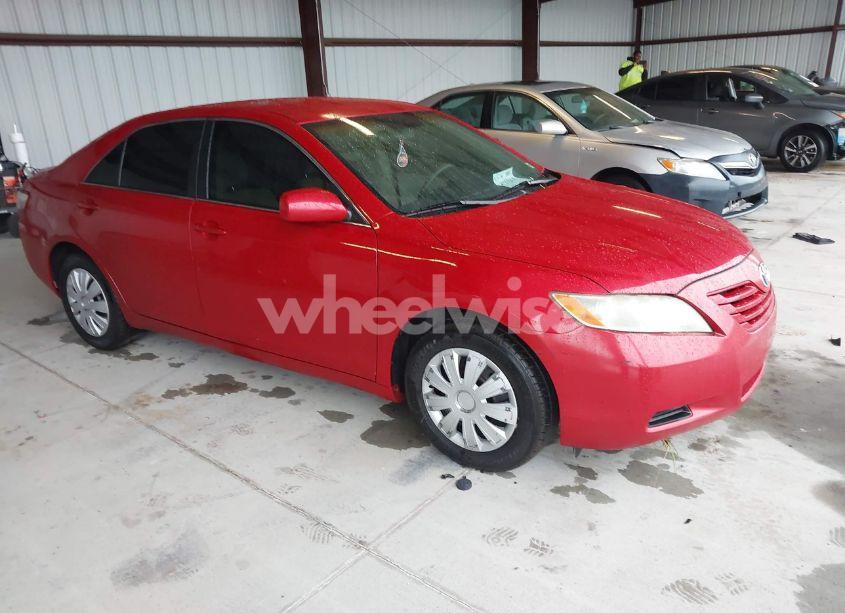 2007 Toyota Camry LE (VIN 4T1BE46K17U136047) main photo