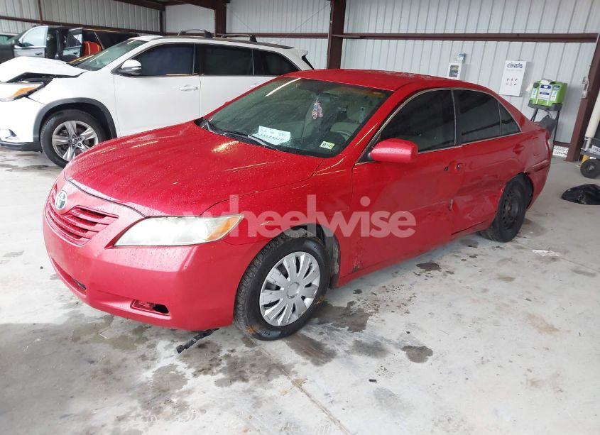 Photo 2 of 2007 Toyota Camry LE (VIN 4T1BE46K17U136047)