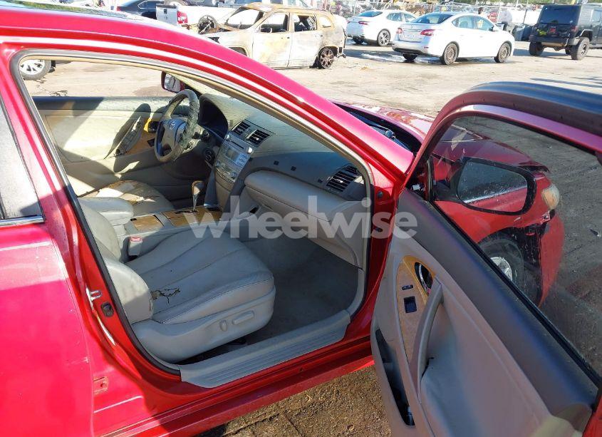 Photo 5 of 2007 Toyota Camry XLE (VIN 4T1BE46K17U137909)