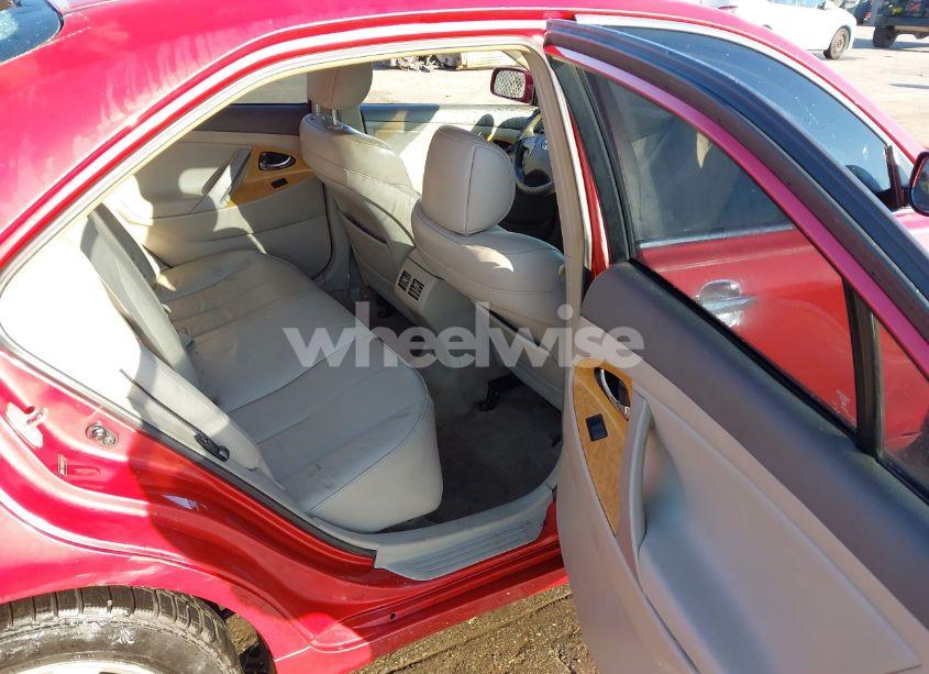 Photo 8 of 2007 Toyota Camry XLE (VIN 4T1BE46K17U137909)