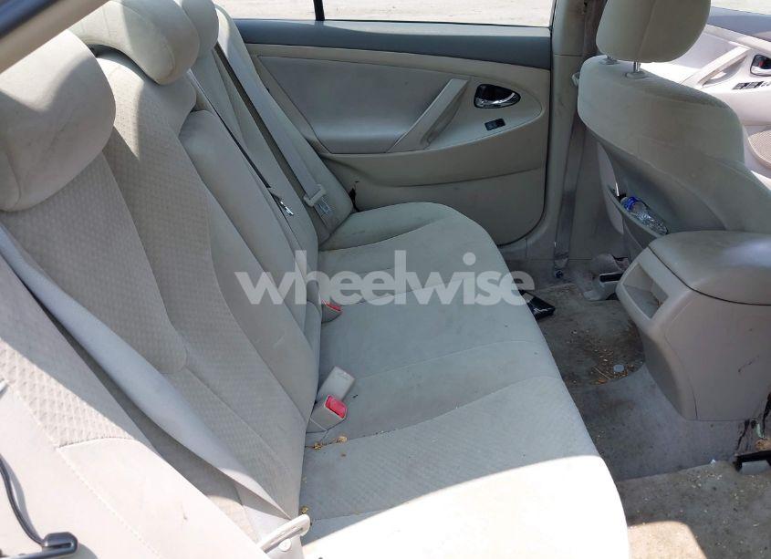 Photo 8 of 2007 Toyota Camry LE (VIN 4T1BE46K17U186575)