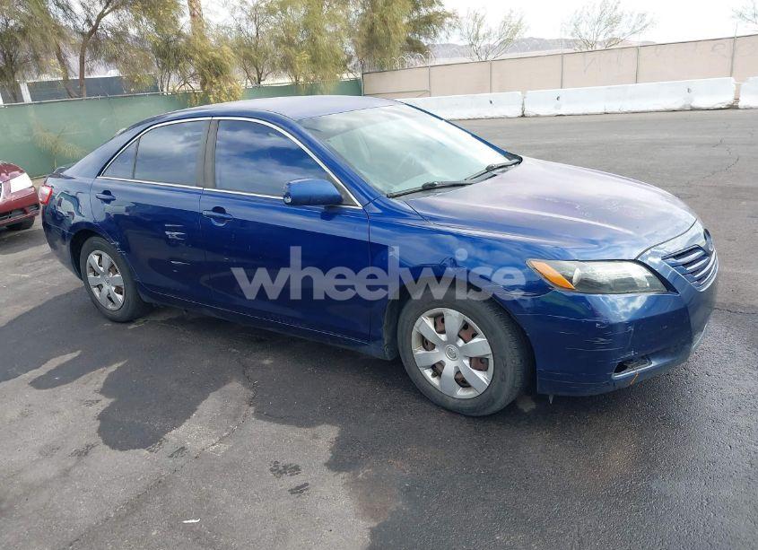 2007 Toyota Camry LE (VIN 4T1BE46K17U190819) main photo