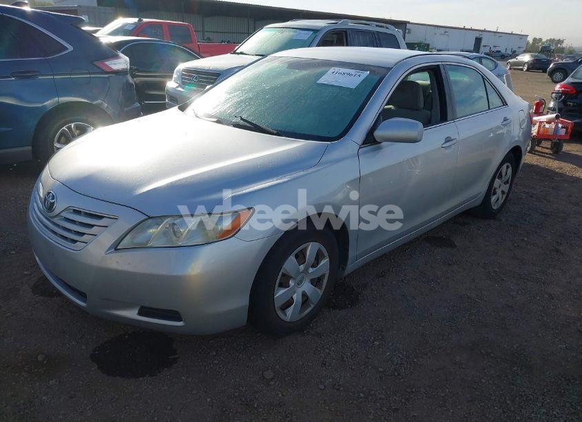 Photo 2 of 2007 Toyota Camry LE (VIN 4T1BE46K17U192800)