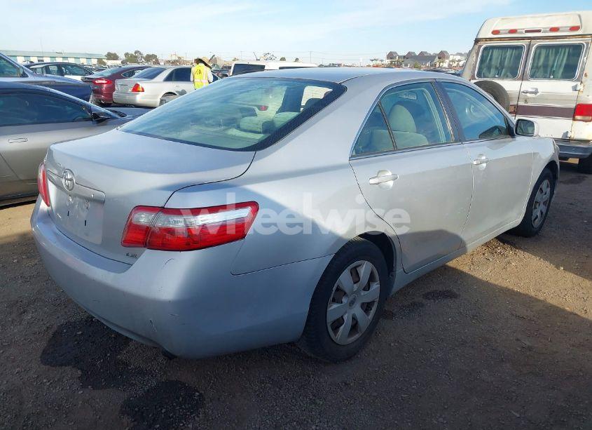 Photo 4 of 2007 Toyota Camry LE (VIN 4T1BE46K17U192800)