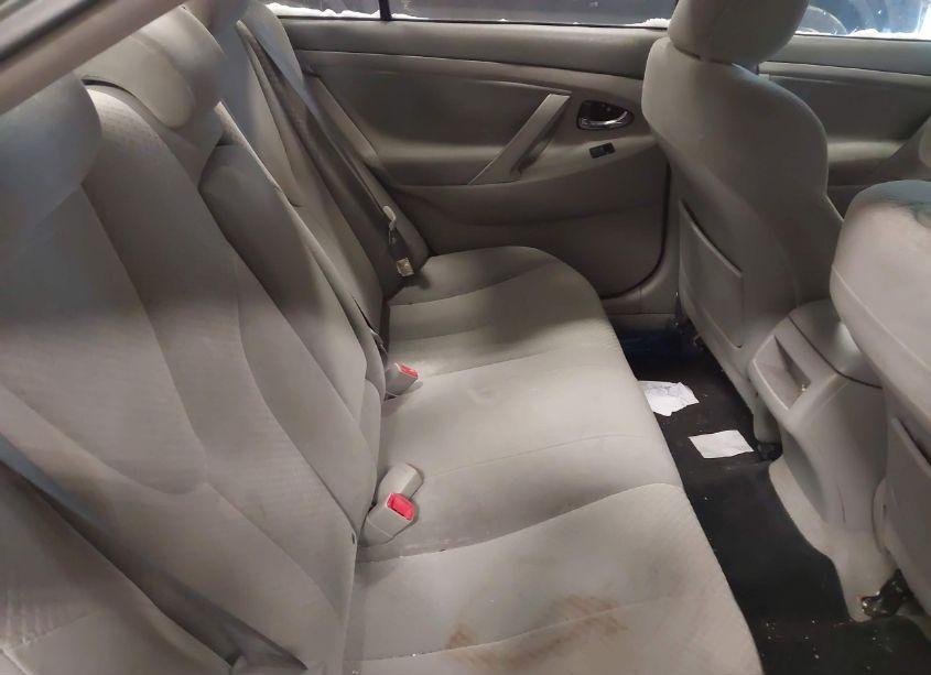 Photo 8 of 2007 Toyota Camry LE (VIN 4T1BE46K17U540515)