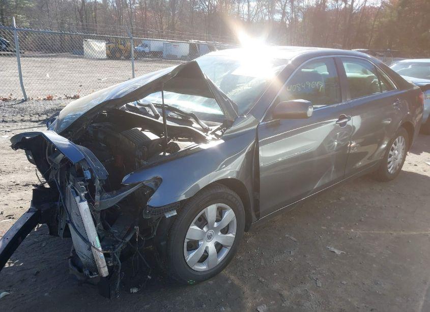 Photo 2 of 2007 Toyota Camry LE (VIN 4T1BE46K17U542801)