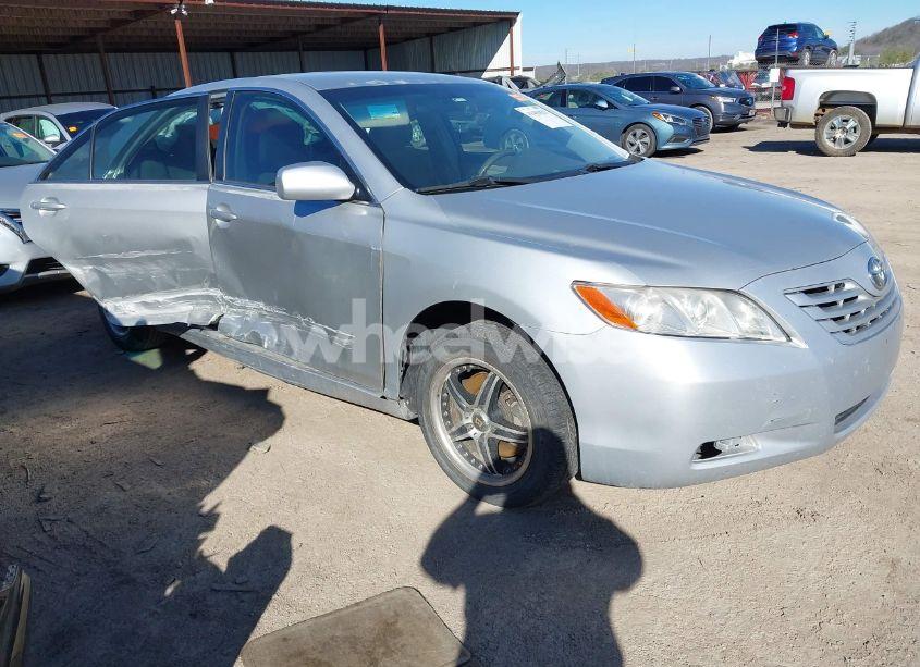 2007 Toyota Camry LE (VIN 4T1BE46K17U610076) main photo