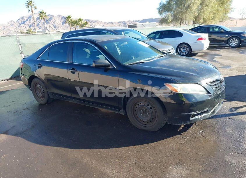 2007 Toyota Camry LE (VIN 4T1BE46K17U621742) main photo