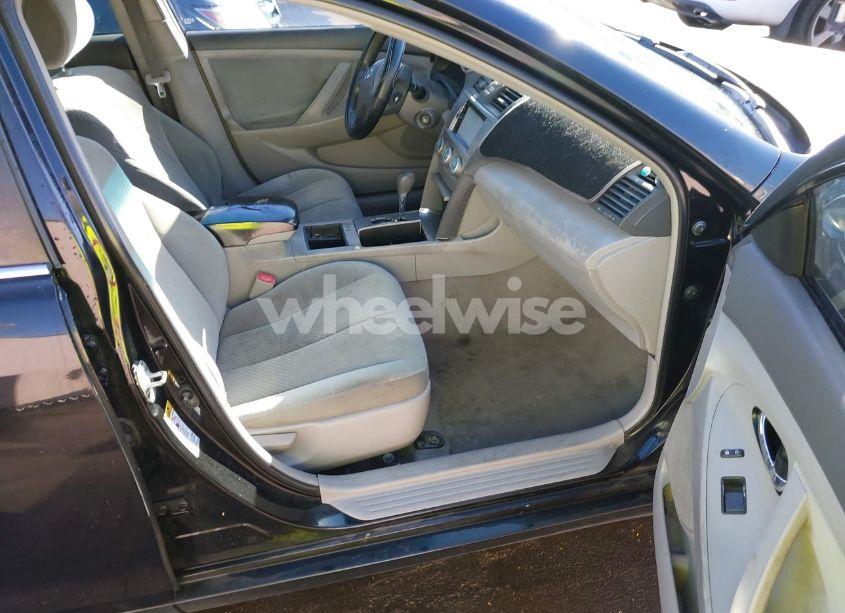 Photo 5 of 2007 Toyota Camry LE (VIN 4T1BE46K17U621742)