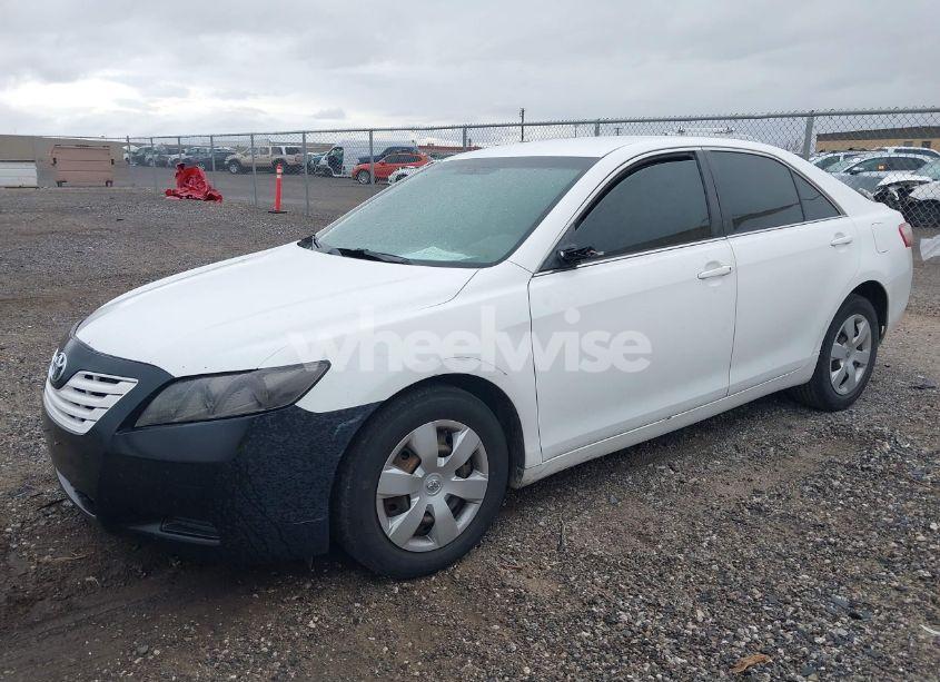 Photo 2 of 2007 Toyota Camry CE (VIN 4T1BE46K17U623619)
