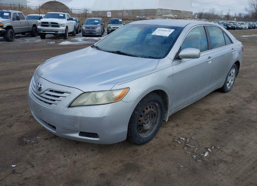 Photo 2 of 2007 Toyota Camry LE (VIN 4T1BE46K17U625662)