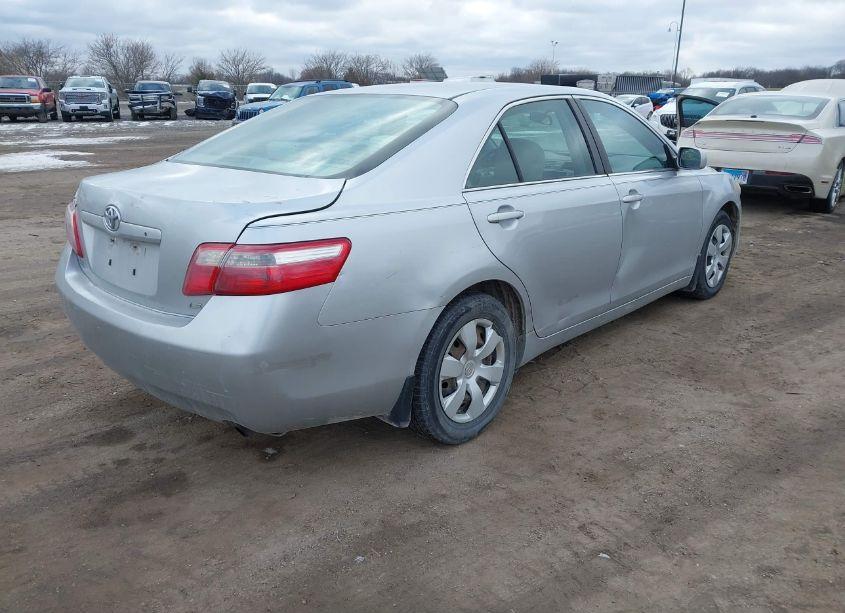 Photo 4 of 2007 Toyota Camry LE (VIN 4T1BE46K17U625662)