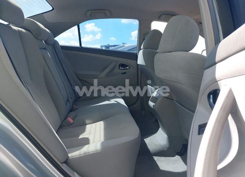 Photo 8 of 2007 Toyota Camry LE (VIN 4T1BE46K17U636452)