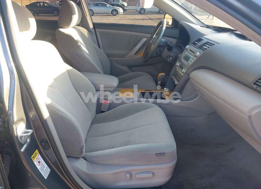 Photo 5 of 2007 Toyota Camry XLE (VIN 4T1BE46K17U636628)