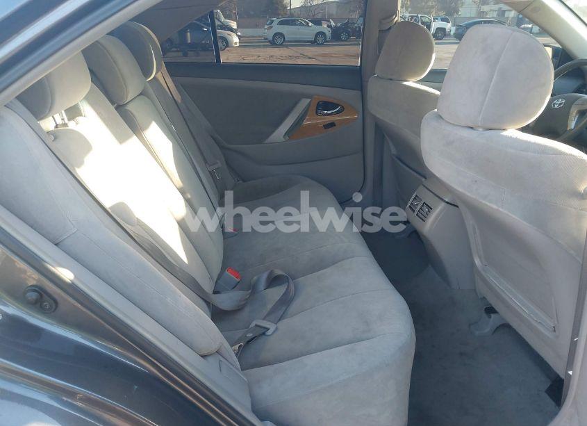 Photo 8 of 2007 Toyota Camry XLE (VIN 4T1BE46K17U636628)