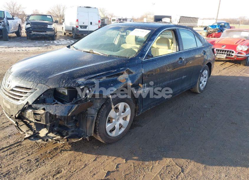 Photo 2 of 2007 Toyota Camry LE (VIN 4T1BE46K17U641229)