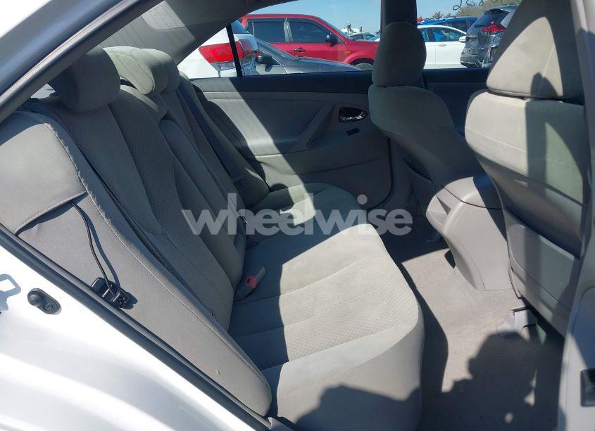 Photo 8 of 2007 Toyota Camry LE (VIN 4T1BE46K17U685408)