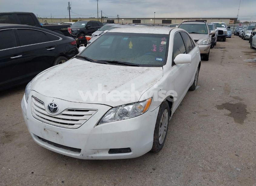 Photo 2 of 2007 Toyota Camry LE (VIN 4T1BE46K17U686364)