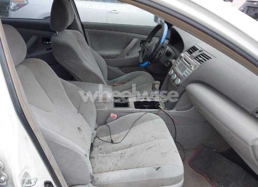 Photo 5 of 2007 Toyota Camry LE (VIN 4T1BE46K17U686364)