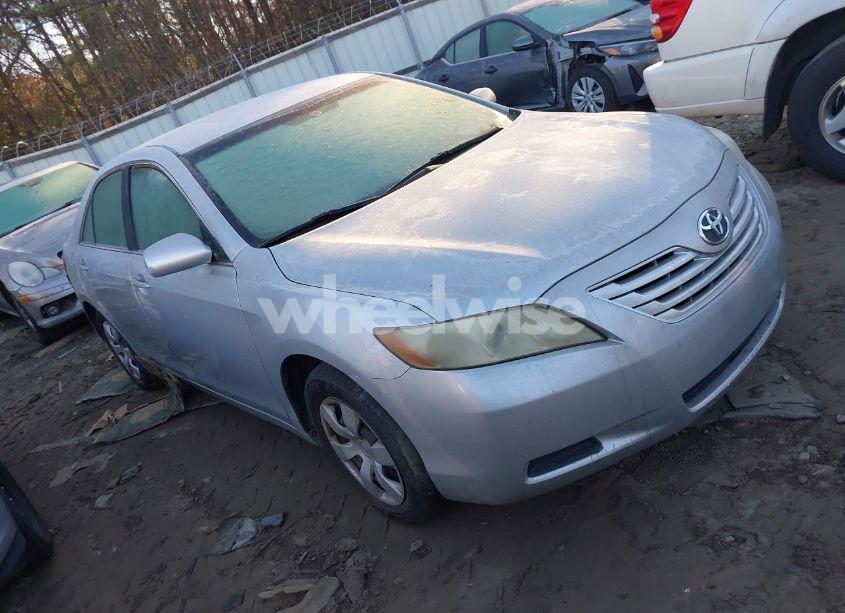 2007 Toyota Camry CE (VIN 4T1BE46K17U695775) main photo