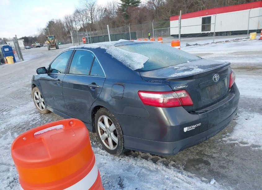 Photo 3 of 2007 Toyota Camry SE (VIN 4T1BE46K17U700408)