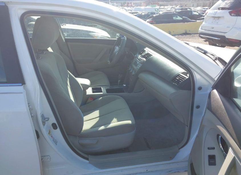 Photo 5 of 2007 Toyota Camry LE (VIN 4T1BE46K17U728158)