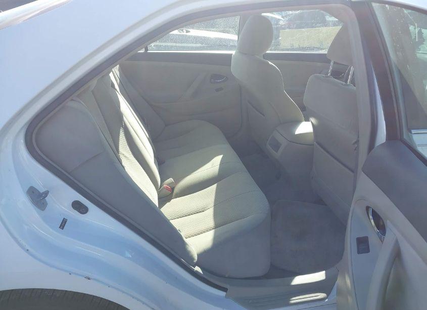 Photo 8 of 2007 Toyota Camry LE (VIN 4T1BE46K17U728158)