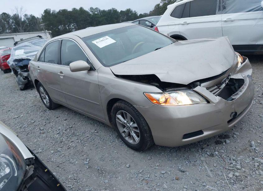 2008 Toyota Camry LE (VIN 4T1BE46K18U215655) main photo