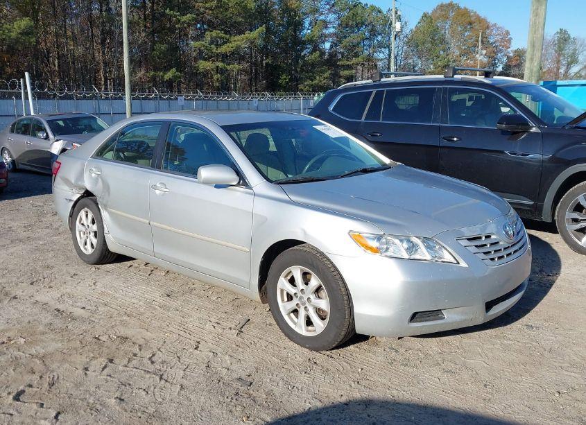 2008 Toyota Camry LE (VIN 4T1BE46K18U247084) main photo