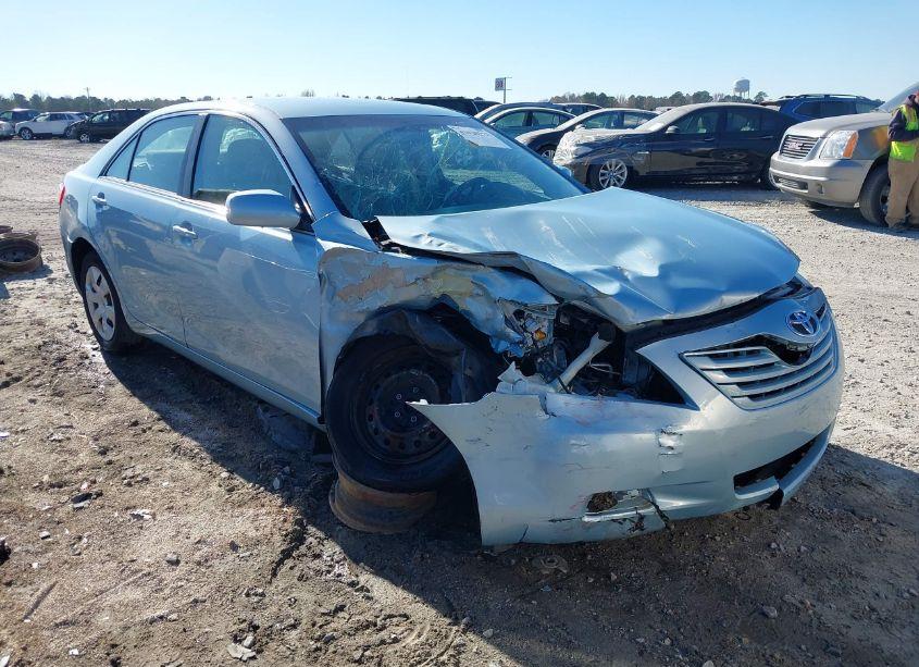 2008 Toyota Camry LE (VIN 4T1BE46K18U734575) main photo