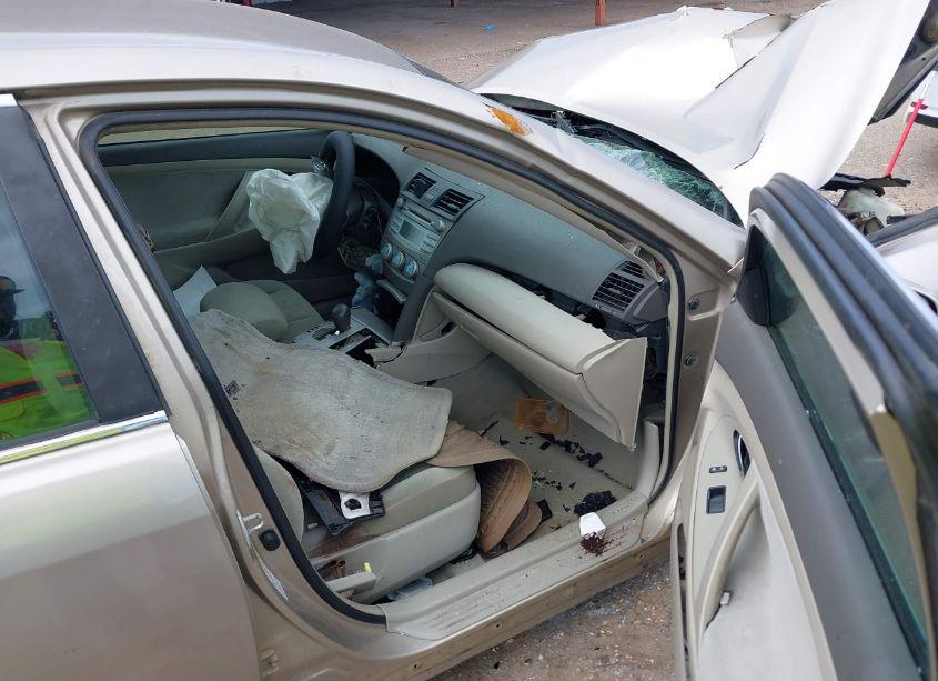 Photo 5 of 2008 Toyota Camry LE (VIN 4T1BE46K18U735726)