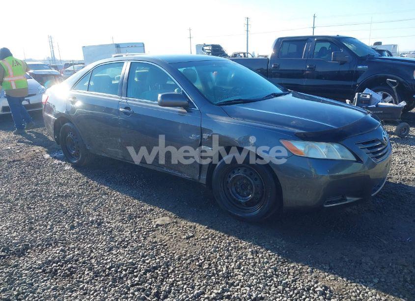 2008 Toyota Camry LE (VIN 4T1BE46K18U749674) main photo