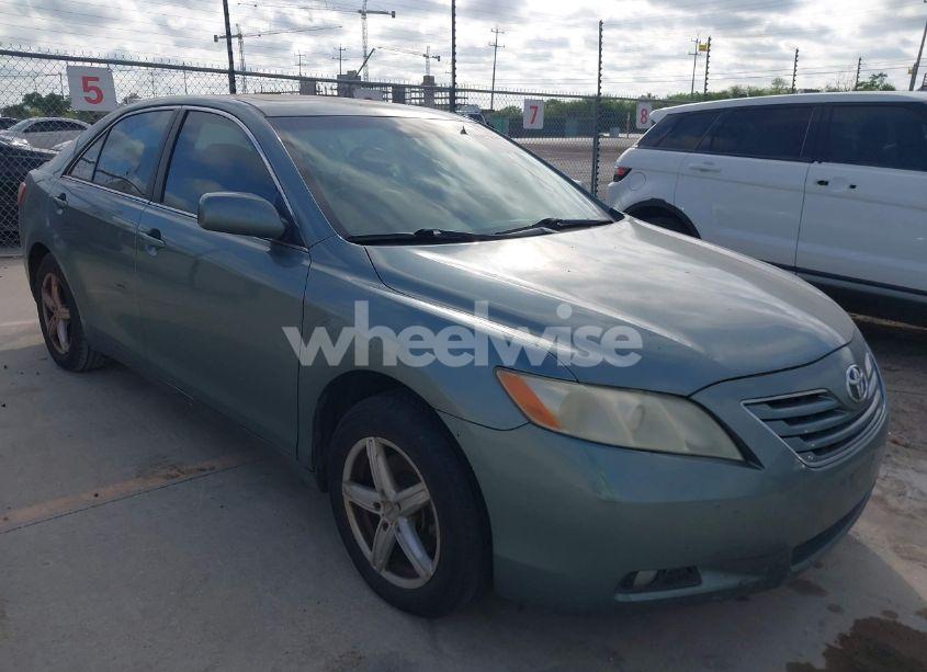 2008 Toyota Camry XLE (VIN 4T1BE46K18U752137) main photo