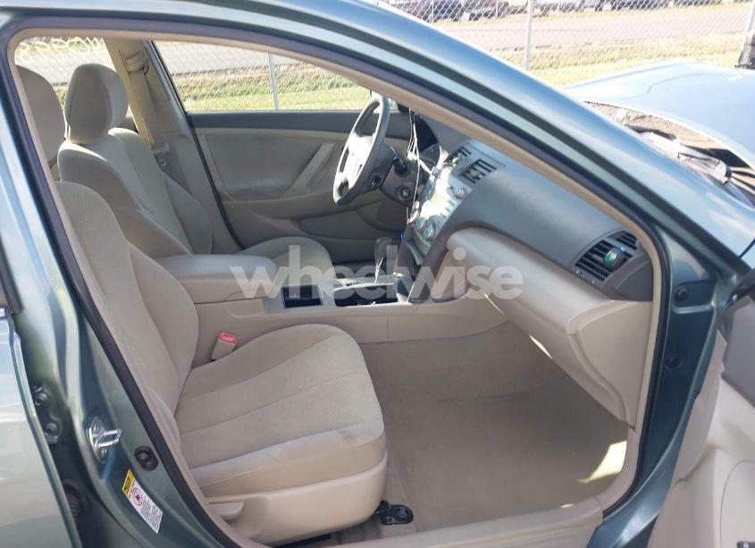 Photo 5 of 2008 Toyota Camry LE (VIN 4T1BE46K18U767284)