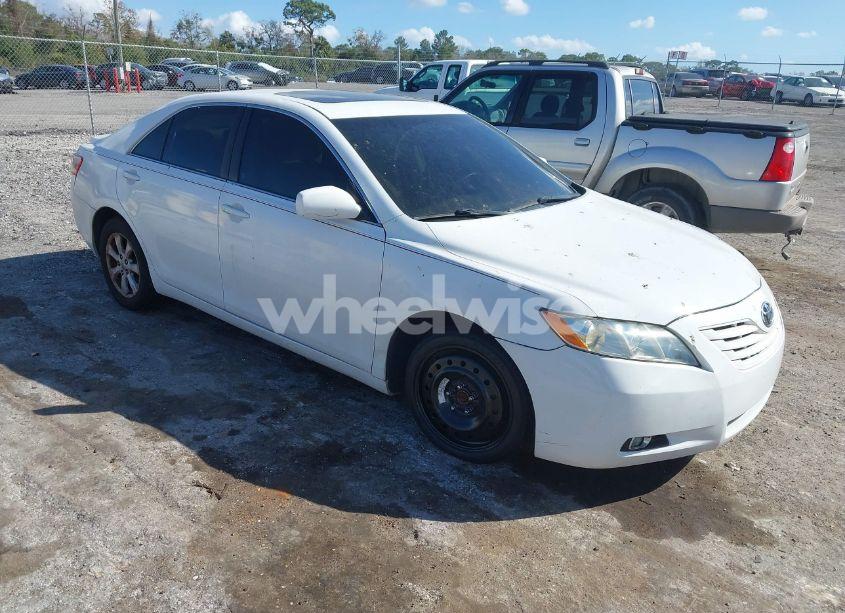 2008 Toyota Camry LE (VIN 4T1BE46K18U790872) main photo