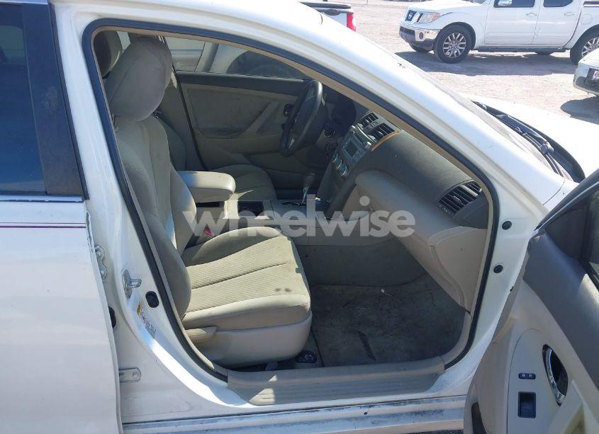 Photo 5 of 2008 Toyota Camry LE (VIN 4T1BE46K18U790872)