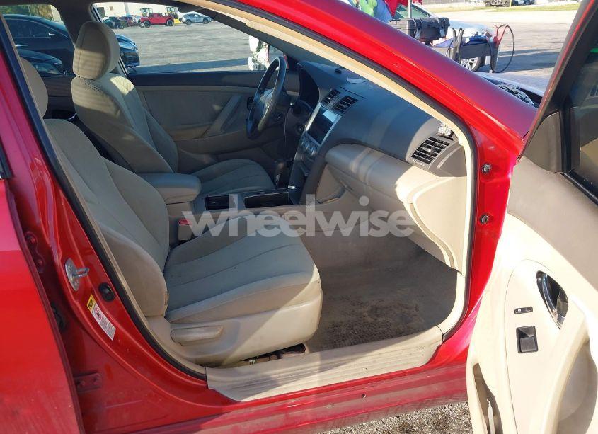 Photo 5 of 2009 Toyota Camry LE (VIN 4T1BE46K19U275937)