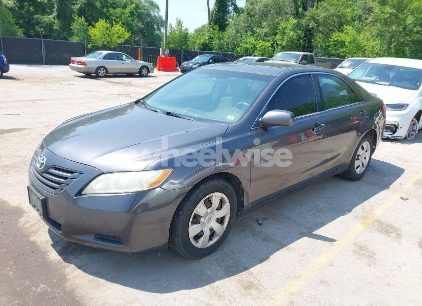 Photo 2 of 2009 Toyota Camry LE (VIN 4T1BE46K19U290339)