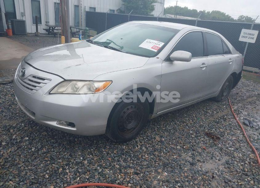 Photo 2 of 2009 Toyota Camry LE (VIN 4T1BE46K19U291796)