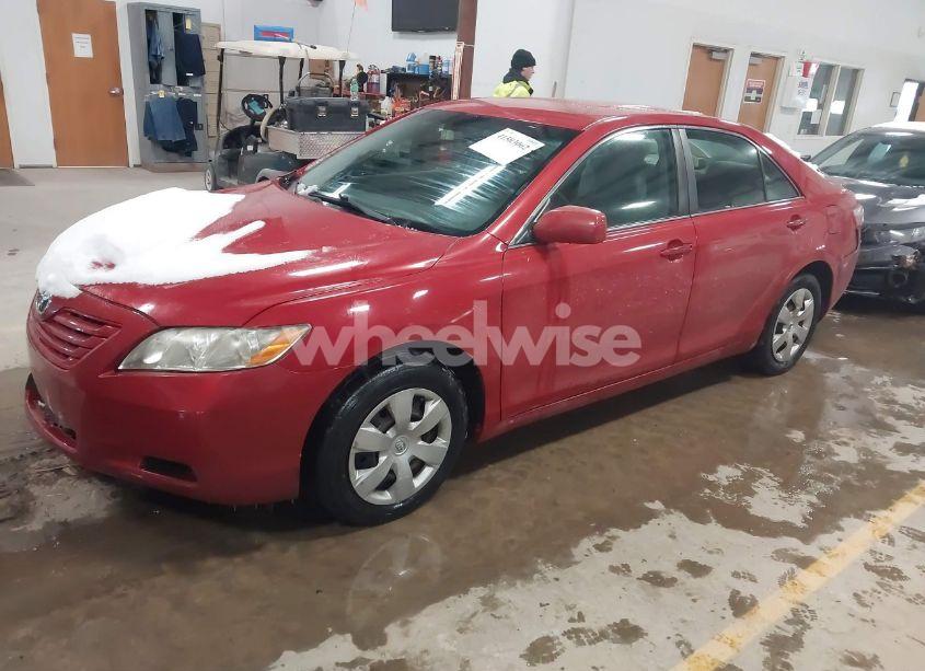 Photo 2 of 2009 Toyota Camry LE (VIN 4T1BE46K19U294021)