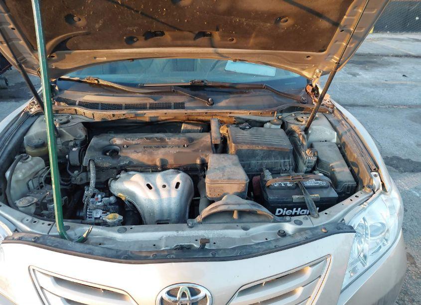 Photo 10 of 2009 Toyota Camry (VIN 4T1BE46K19U313764)