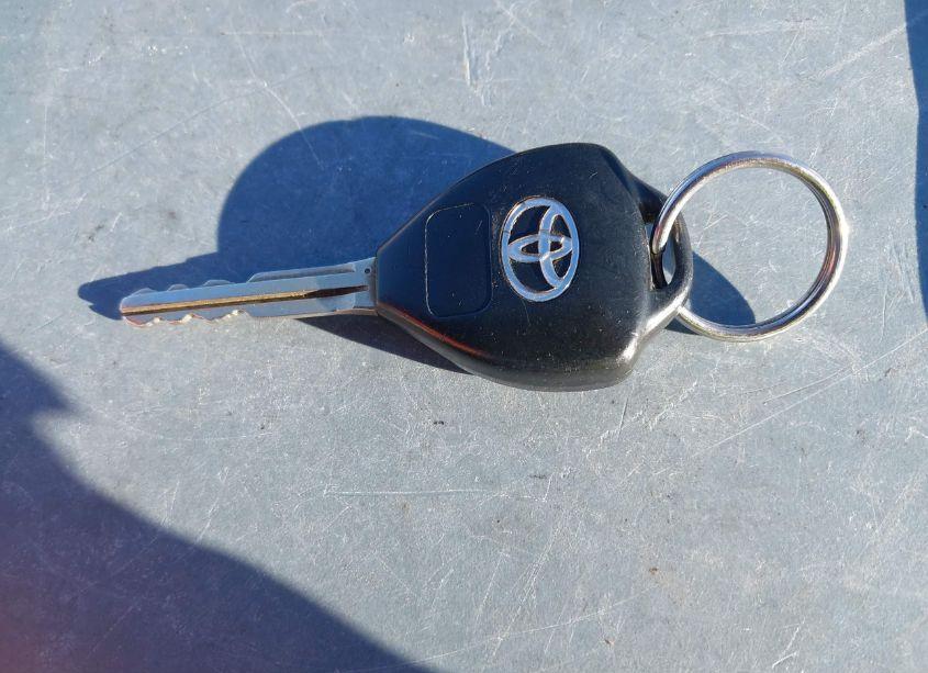 Photo 11 of 2009 Toyota Camry LE (VIN 4T1BE46K19U342147)