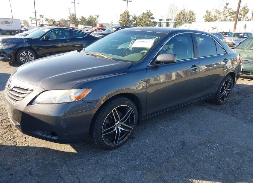 Photo 2 of 2009 Toyota Camry LE (VIN 4T1BE46K19U342147)