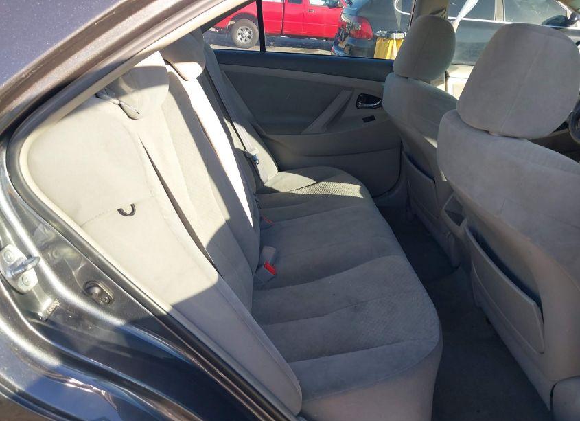 Photo 8 of 2009 Toyota Camry LE (VIN 4T1BE46K19U342147)