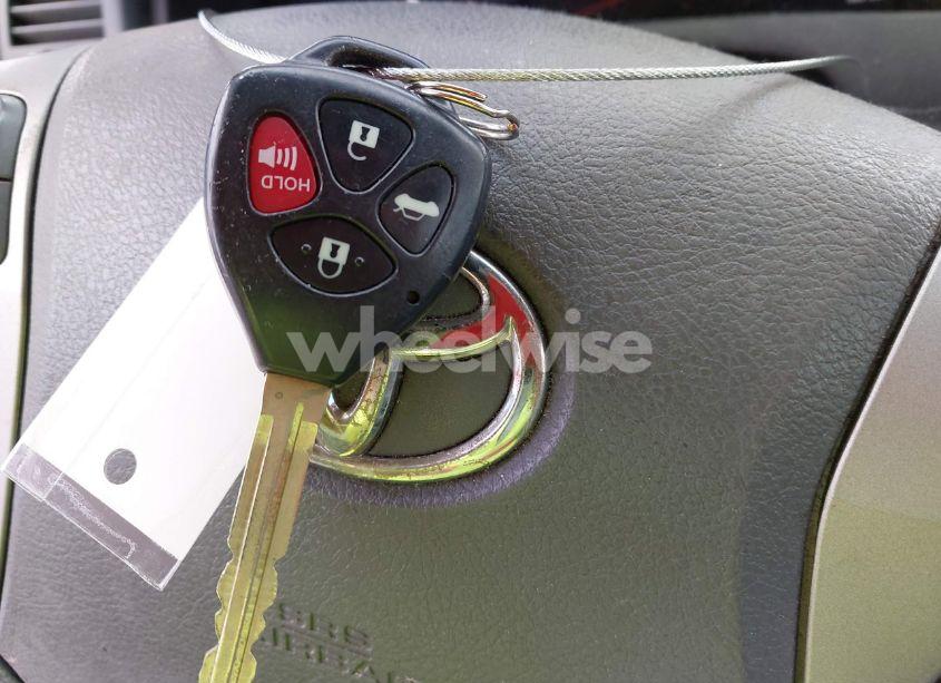 Photo 11 of 2009 Toyota Camry LE (VIN 4T1BE46K19U343010)