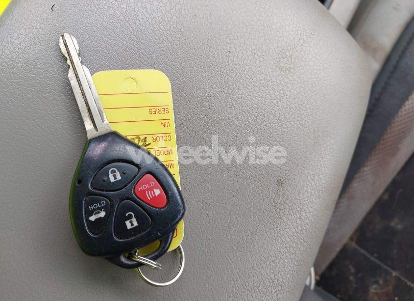 Photo 11 of 2009 Toyota Camry LE (VIN 4T1BE46K19U345811)