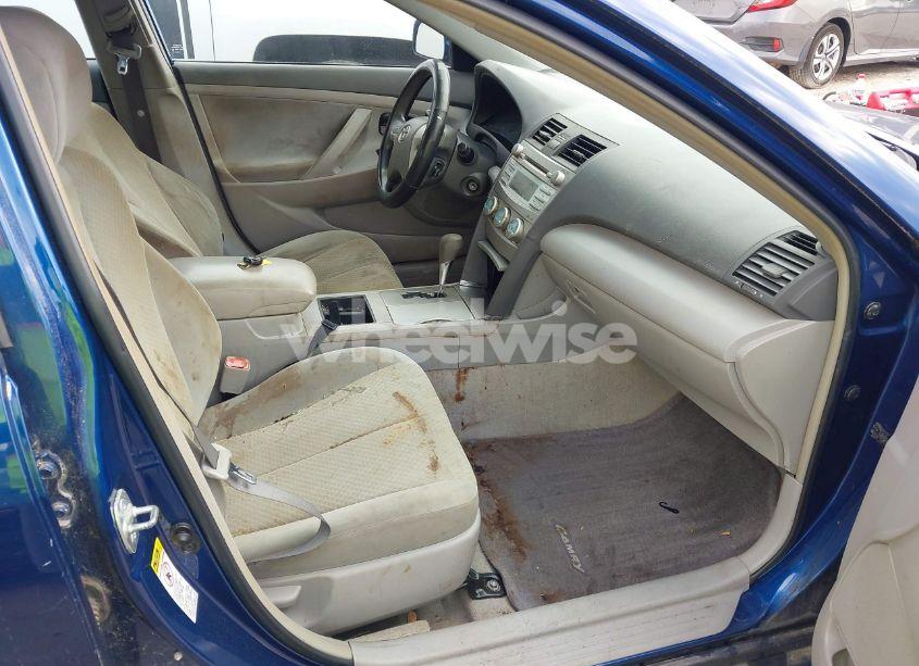 Photo 5 of 2009 Toyota Camry LE (VIN 4T1BE46K19U345811)