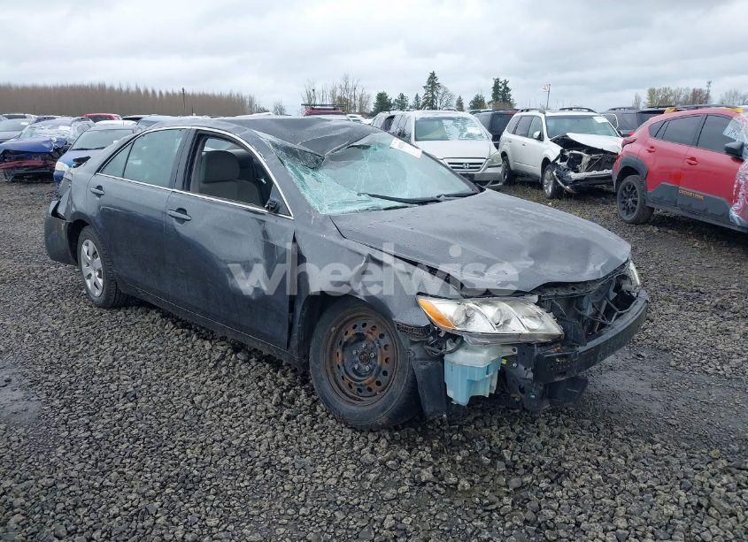 2009 Toyota Camry LE (VIN 4T1BE46K19U351611) main photo